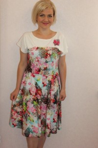 Платье женское "П1118" вискоза (цветы, цвет молочный)