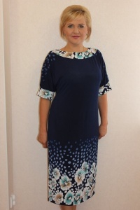 Платье женское "П2109" полиэстер (принт, цвет темно-синий)