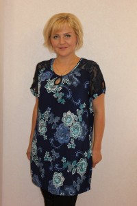 Блузка женская "Б909.1" полиэстер, гипюр (цвет темно-синий)
